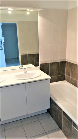 Location Appartement 3 pièces 65m² TOULOUSE 31200 - Photo 4