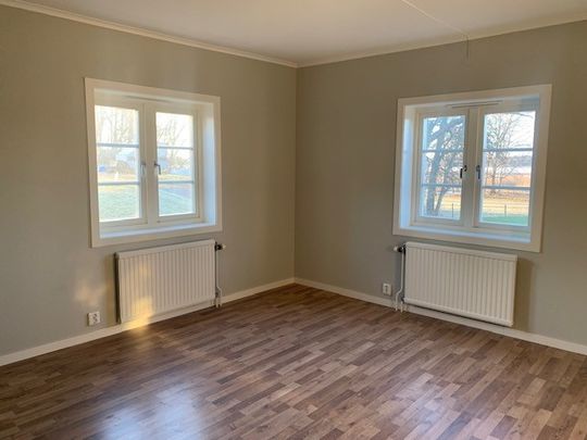 Skånela, Rosersberg - Photo 1