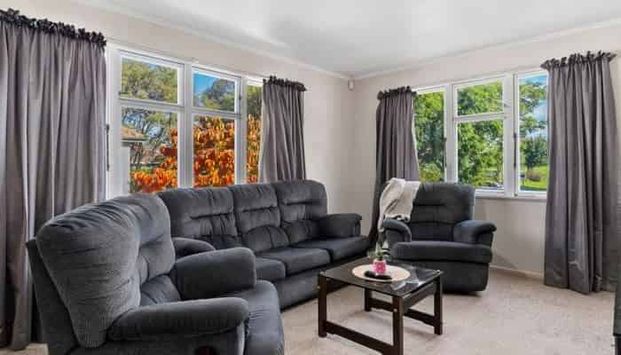 Tauranga 3 bedroom home in the city near Hospital - Photo 1