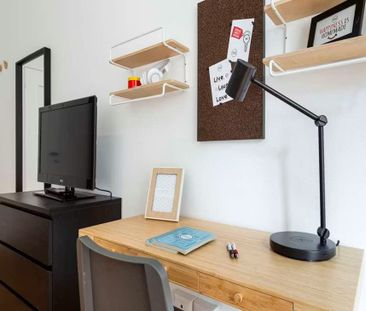 Via Antonio Pollaiuolo, Milan, Lombardy 20159 - Photo 2