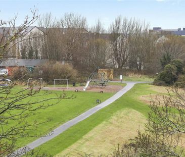 Kingsknowe Court, Edinburgh, EH14 2JT - Photo 1