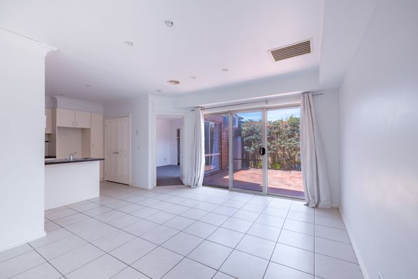 14 Jordan Street, Clayton South VIC 3169 - Townhouse For Rent | Domain - Photo 1