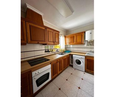 THREE-BEDROOM PENTHOUSE – ALICANTE - Photo 4