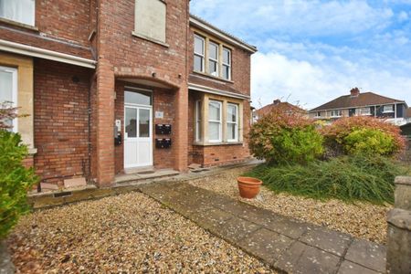 1 bedroom Flat To Let - Photo 4