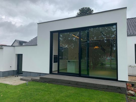 Prachtig gerenoveerde 4 kamers villa met TUIN - Foto 1