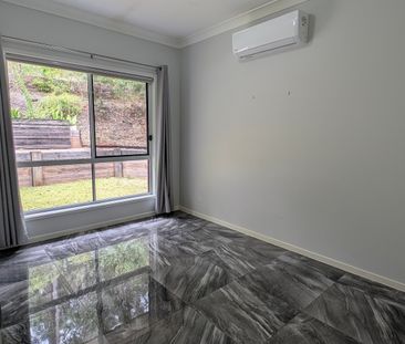 Upper Coomera - Photo 1
