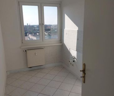 Wohnen über der Stadt freundliche helle 3-R-Wohnung im DG.ca.58,20 ... - Photo 4