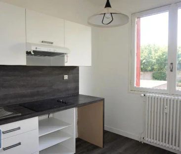 Appartement à louer 2 pièces 56.08m² - Photo 1