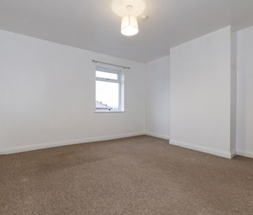 Bradshaw Street, Whelley, WN1 3UZ - Photo 4