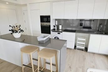 Passeig del Mare Nostrum, Badalona, Catalonia 08918