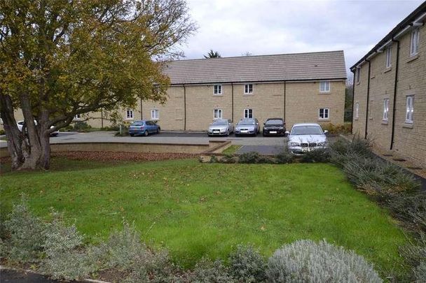 Hale Close, Tuffley, GL4 - Photo 1