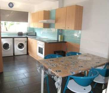 1 bedroom in a house share to rent - Photo 3