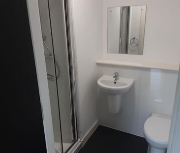 Studio to rent - Photo 4