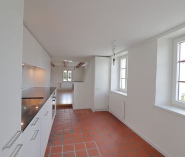 Renovated 3.5-room apartment in an old farmhouse - Photo 2