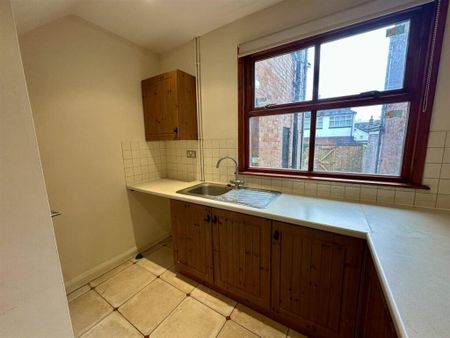 1 bedroom flat to rent - Photo 5