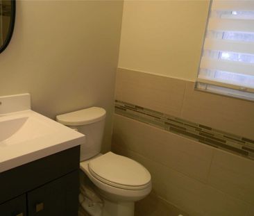 For Lease - 776 Grace Street Unit# Main Fl, Newmarket, Ontario - Photo 1