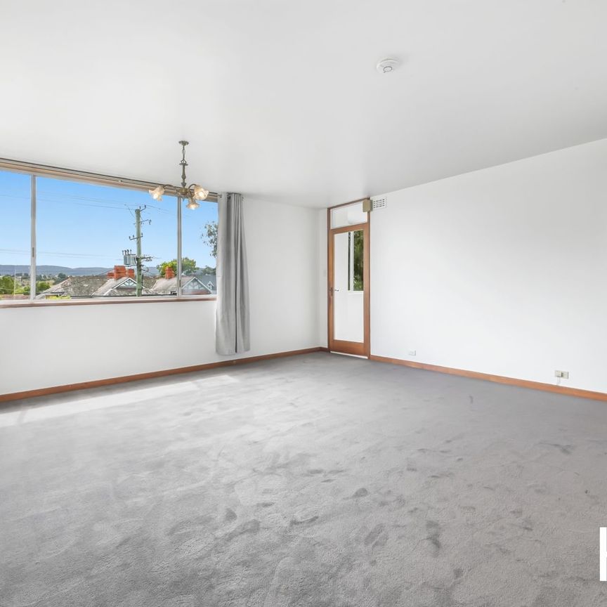 2/86 Elphin Rd, East Launceston - Photo 1