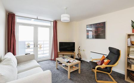 2 bedroom apartment to rent - Photo 4