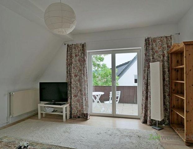 (EF0322_M) Kassel-Stadt: Wehlheiden, zwei möblierte WG-Zimmer mit eigenem Balkon, an Wochenendheimfahrer - Foto 1