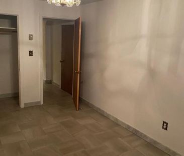 Grand 2 1/2 propre à louer dans Saint-Léonard - Photo 1