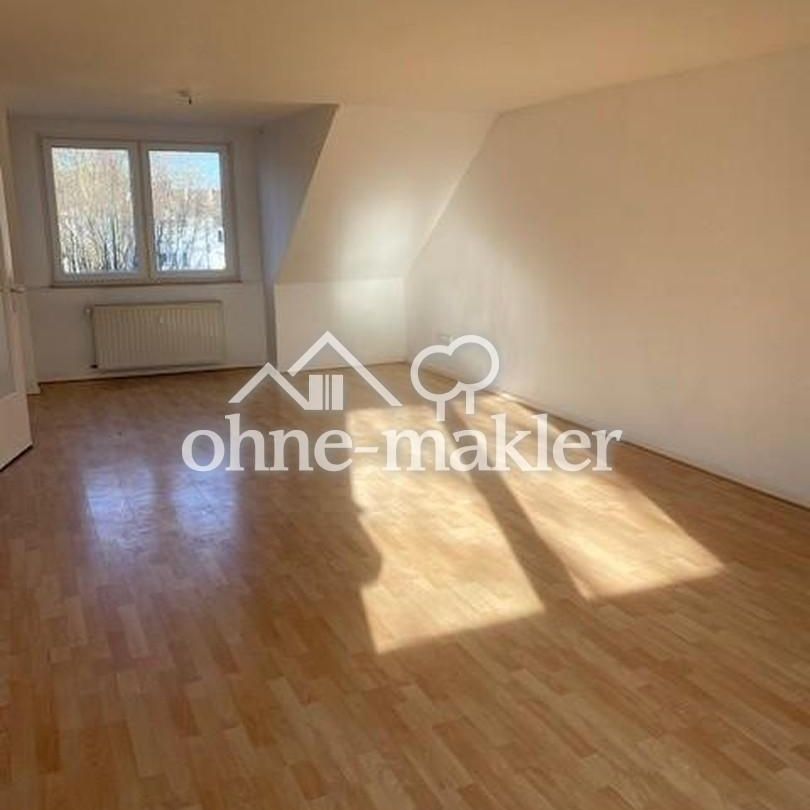 2,5-Dachgeschoss-Wohnung mit 78 m² in der ruhigen Arndtstraße im beliebten Kaiserstraßenviertel - Foto 1