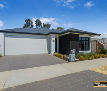 STUNNING HOME! - Photo 6