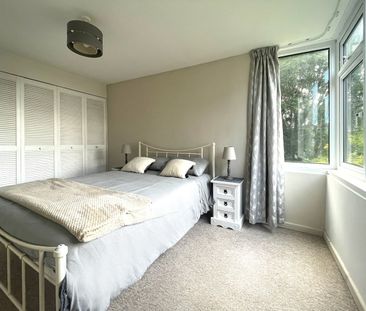 3 Bed Flat, Sneyd Park, BS9 - Photo 6