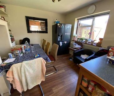 Ingleby Road, Dagenham, RM10 - Photo 6