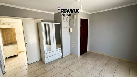 Studio/Γκαρσονιέρα για ενοικίαση Πάτρα - Photo 2