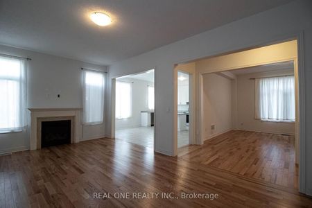For Lease - 235 Gibson Circle, Bradford West Gwillimbury, Ontario - Photo 3