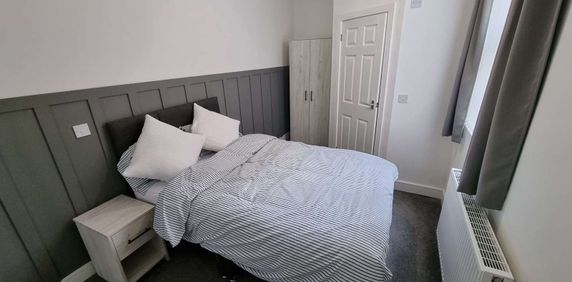 5 Bed full Ensuite HMO - Photo 2