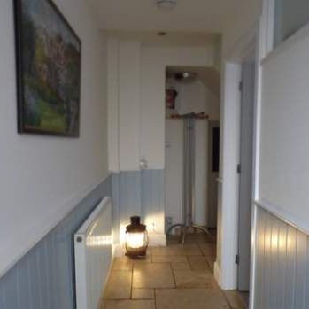 2 bedroom property to rent in Topsham - Photo 1