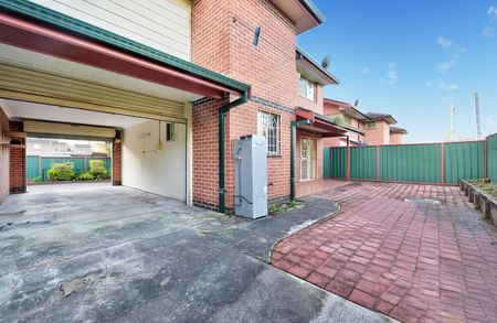 78 Highclere Avenue, Punchbowl NSW 2196 - Townhouse For Rent | Domain - Photo 3
