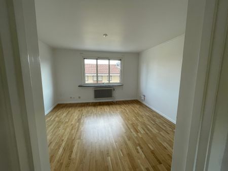 Anneforsvägen, Nässjö - Photo 2