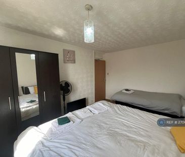 3 bedroom terraced house to rent - Photo 5