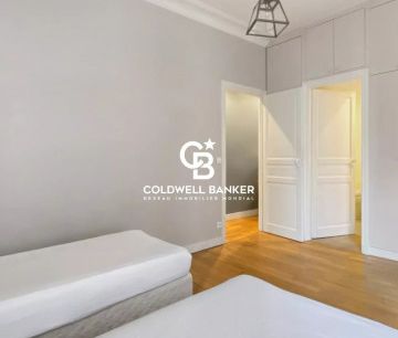 Appartement • Saint James-Général Koenig - Photo 4
