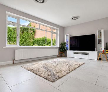 4 bedroom detached house to rent - Photo 1