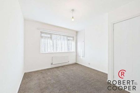 Southbourne Gardens, Ruislip, HA4 - Photo 3
