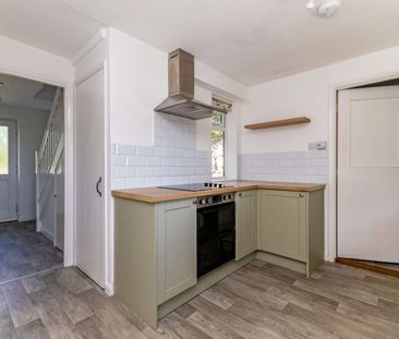 Newly refurbished three-bedroom home situated in gated, private Est... - Photo 6