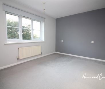 South Glamorgan, 8 Waungron Road, CF5 2JJ, Cardiff - Photo 5