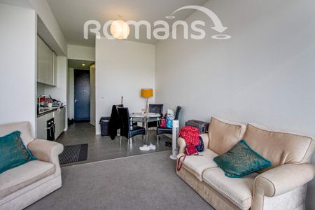 1 bedroom apartment to rent - Photo 2