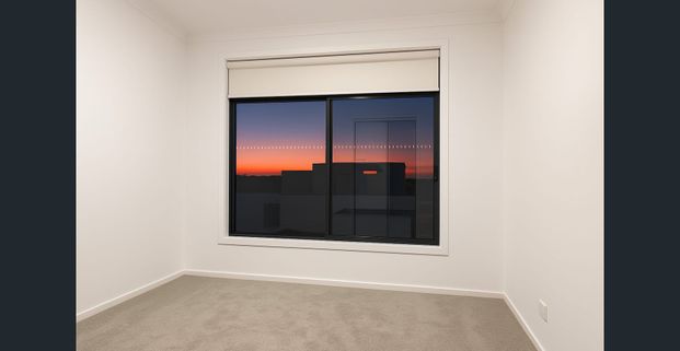 Brand New 4-Bedroom Double Storey Home in Eliston Estate! - Photo 1