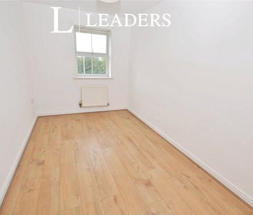 2 bedroom apartment to rent Chariot Drive, Colchester, CO2 - Photo 2