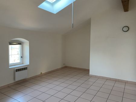 Location Appartement 2 pièces 49m² CASTELNAUDARY 11400 - Photo 5