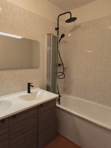 Location Appartement 4 pièces 91m² ANCENIS 44150 - Photo 2