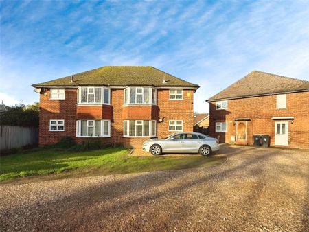 Poundfield Court, Woking, Surrey, GU22 8LA - Photo 3