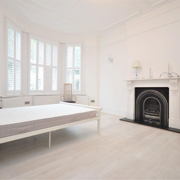 1 bedroom in a house share to rent - Photo 1