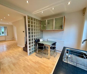2 bedroom semi-detached house to rent - Photo 2