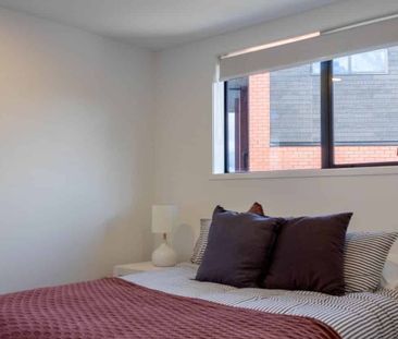 Chic 2BR Henderson Haven w/ Courtyard - Photo 5