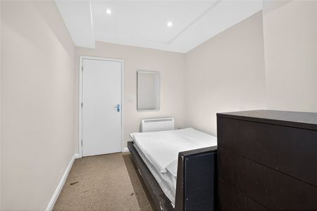 Old Kent Road, London, SE1 5LU - Photo 2